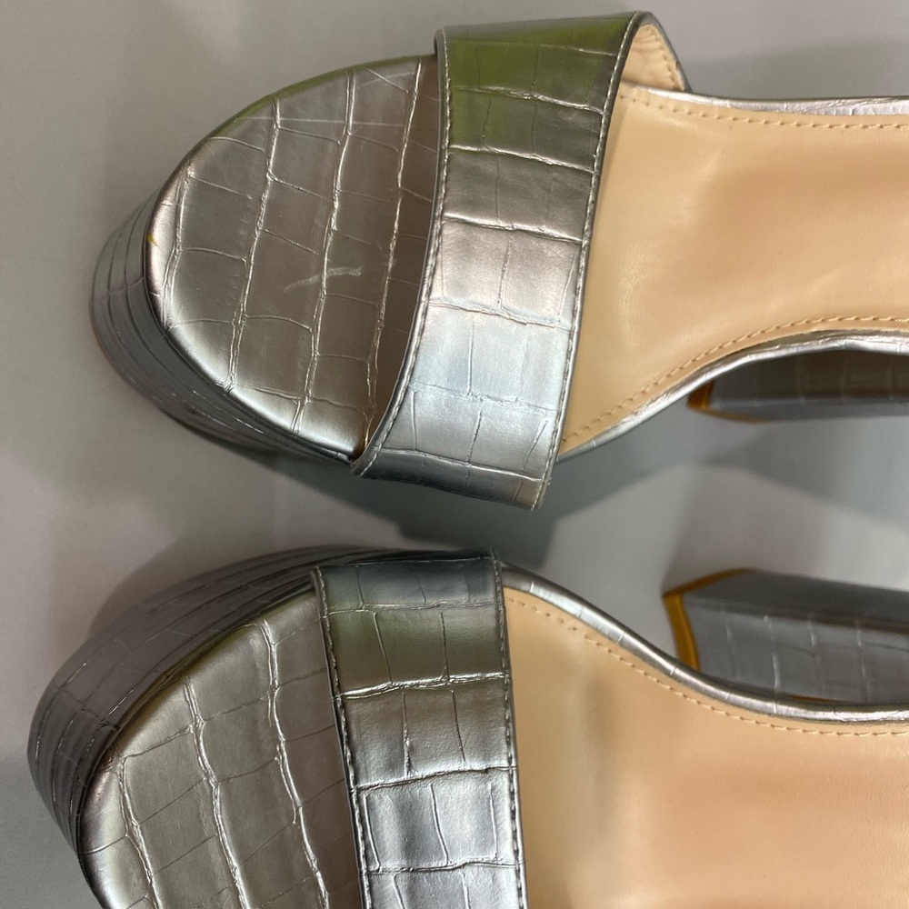 Sexy Block Platform Heels/SOLD - Picture 2 of 5